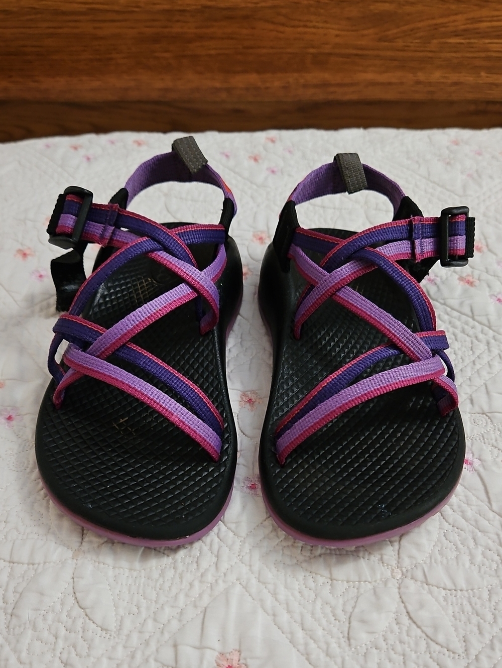 Chaco Classic ZX1 Purple Pink Black Strappy Sandals Shoes Sz 1 Kids - Picture 2 of 6